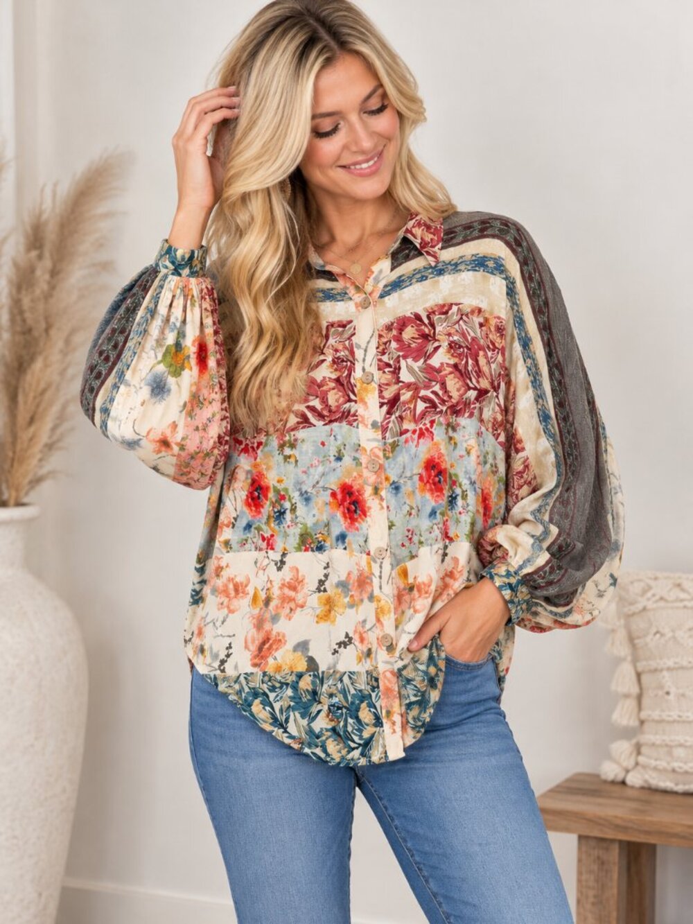 505. Women's Floral Patchwork Embroidered Top